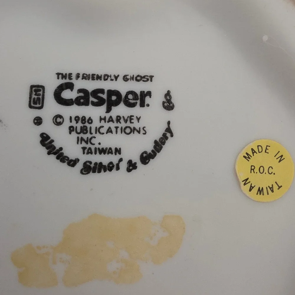 Vintage 1986 Casper the Friendly Ghost Spooky Tree Ceramic Halloween Luminary